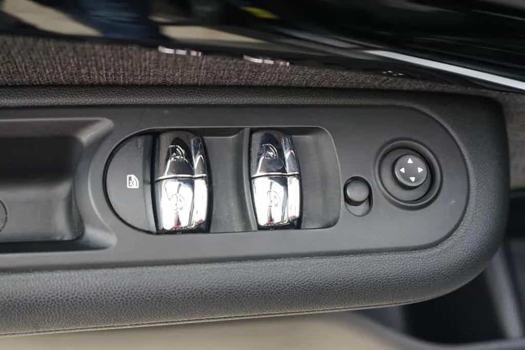MINI Cooper Clubman Clubman 1.5 Cooper LED Navi Tempomat Sitzheizung 05/2020-photo-24