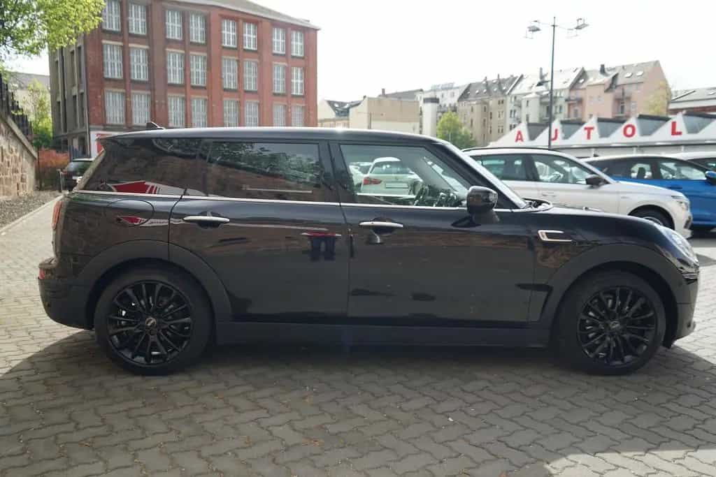 MINI Cooper Clubman Clubman 1.5 Cooper LED Navi Tempomat Sitzheizung 05/2020-photo-6