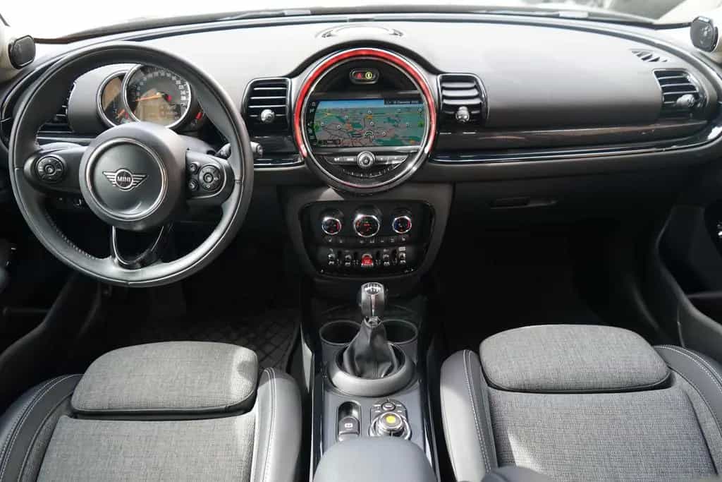MINI Cooper Clubman Clubman 1.5 Cooper LED Navi Tempomat Sitzheizung 05/2020-photo-9