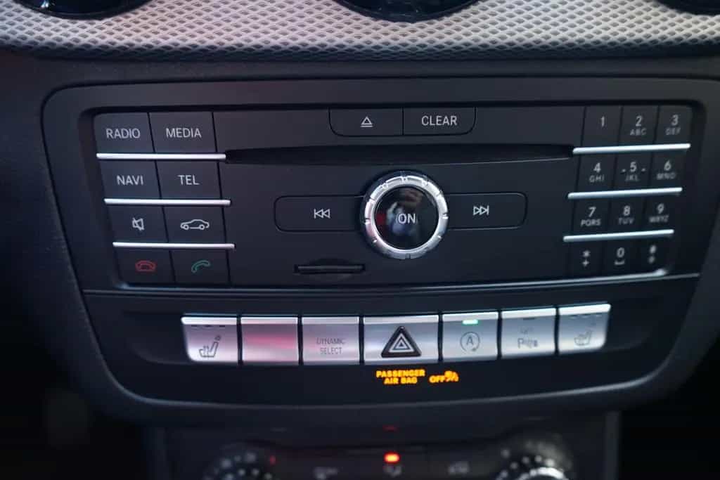 Mercedes-Benz B 200 B200 Urban LED Klima Navi Sitzheizung PDC AHK 07/2016-photo-13