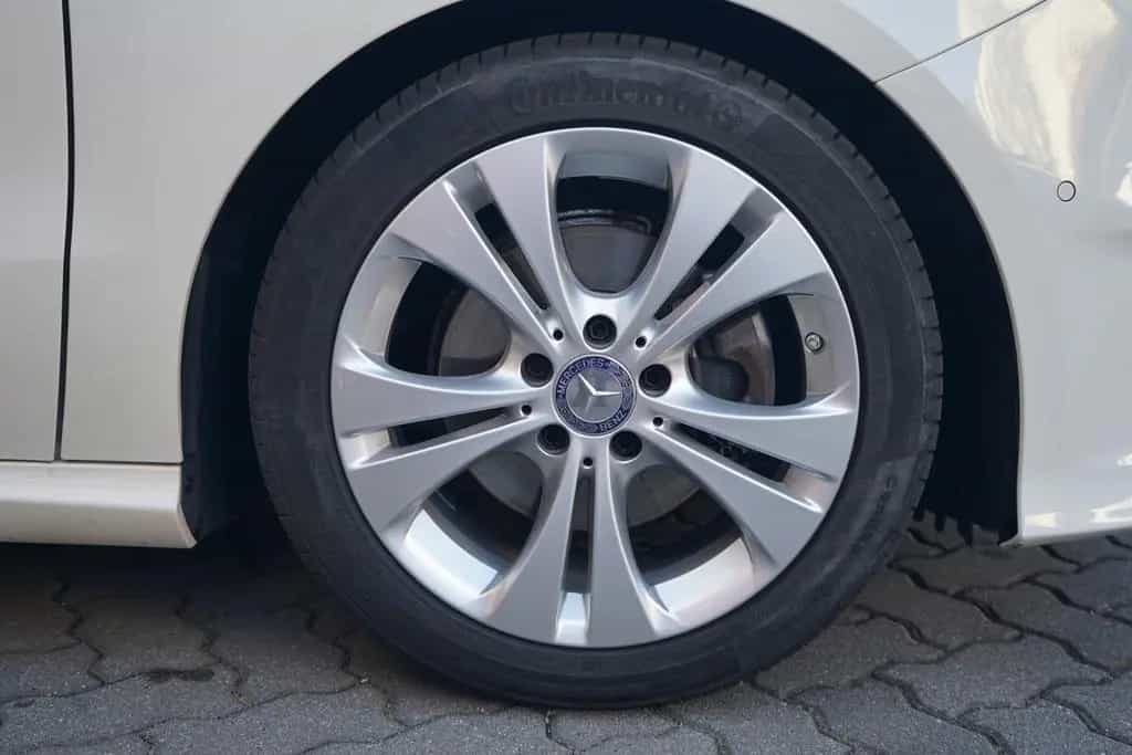 Mercedes-Benz B 200 B200 Urban LED Klima Navi Sitzheizung PDC AHK 07/2016-photo-34