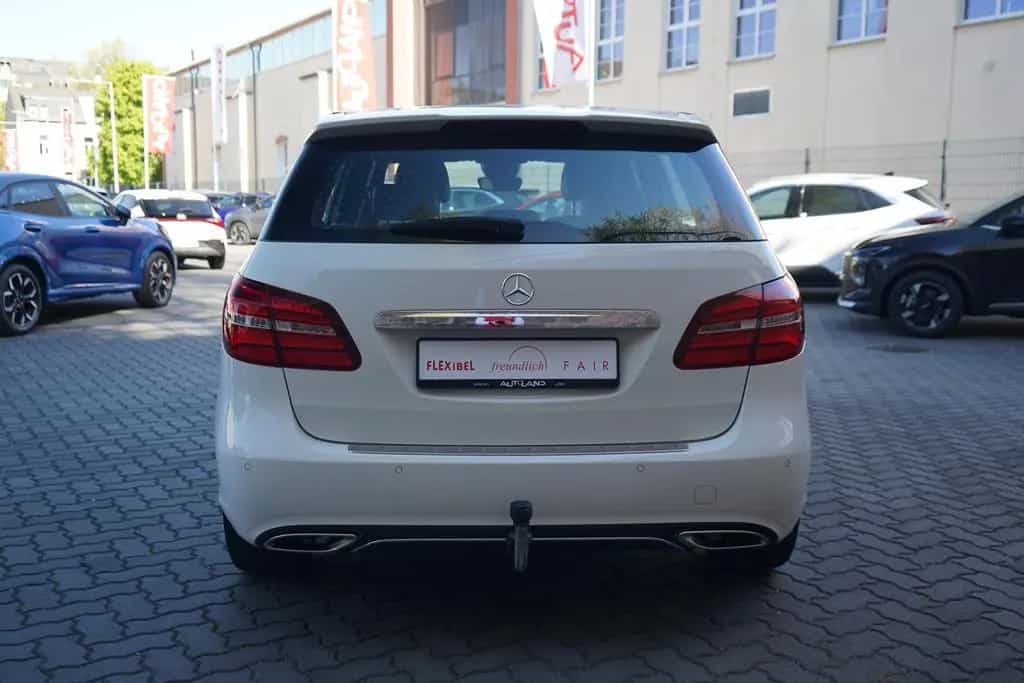 Mercedes-Benz B 200 B200 Urban LED Klima Navi Sitzheizung PDC AHK 07/2016-photo-4