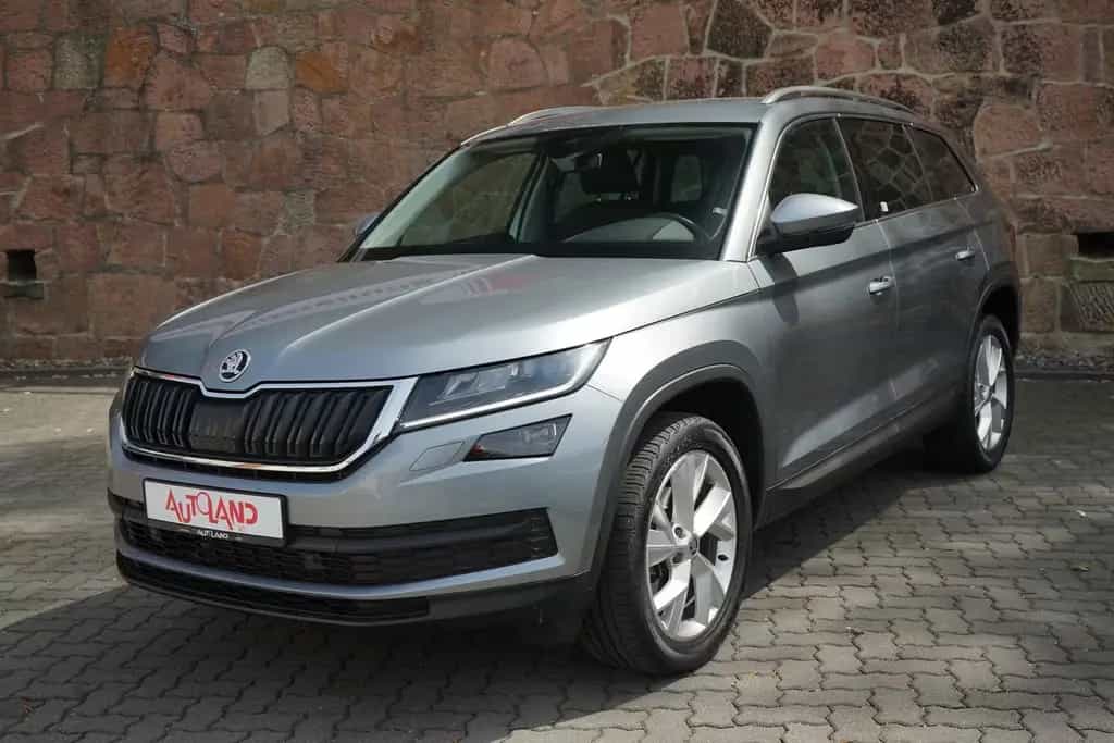 Skoda Kodiaq 1.5 TSI Style LED Navi SmartLink DAB AHK 12/2019-photo-1