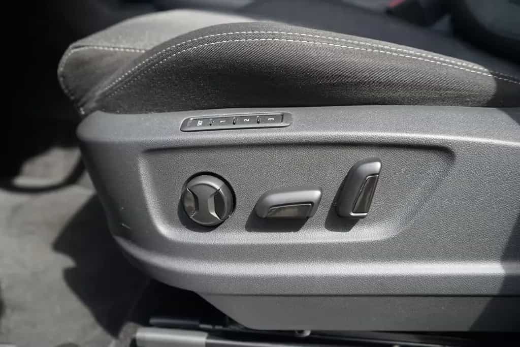 Skoda Kodiaq 1.5 TSI Style LED Navi SmartLink DAB AHK 12/2019-photo-28