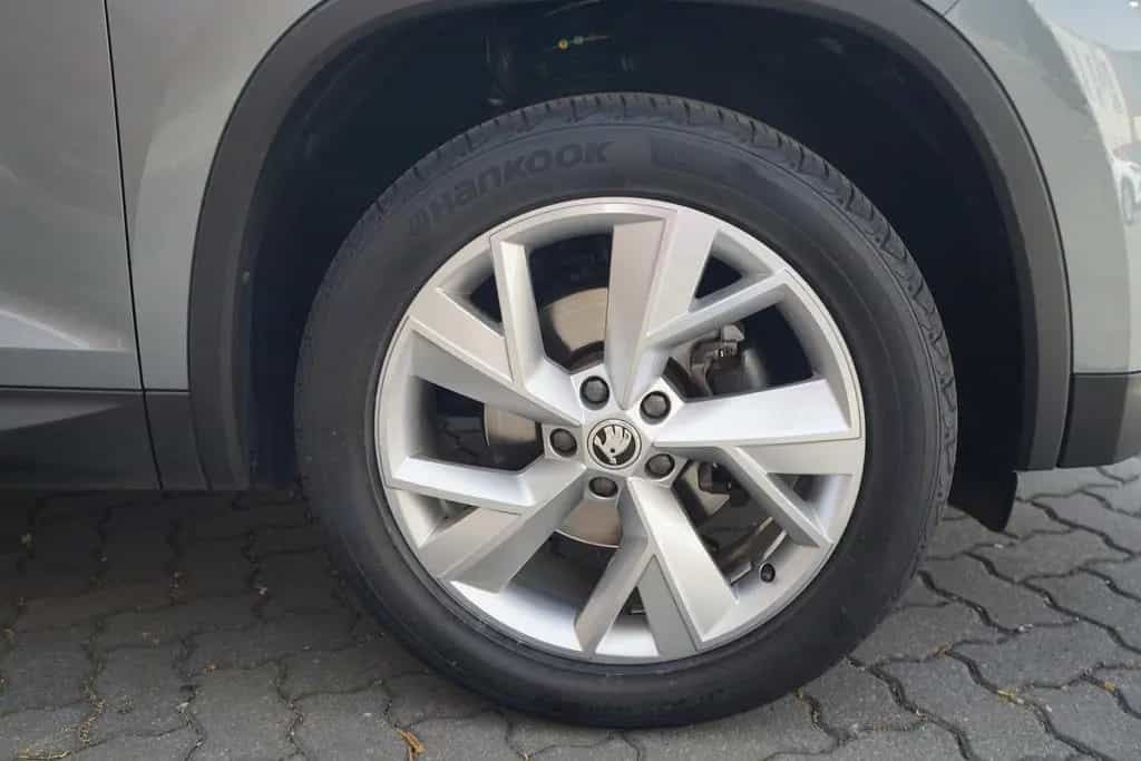 Skoda Kodiaq 1.5 TSI Style LED Navi SmartLink DAB AHK 12/2019-photo-36