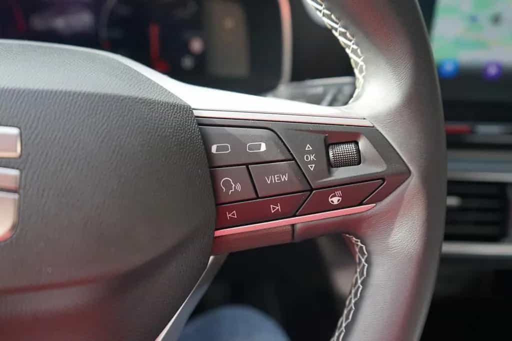 Seat Leon 1.5 TSI Style LED Navi ACC FullLink Kamera 03/2022-photo-19
