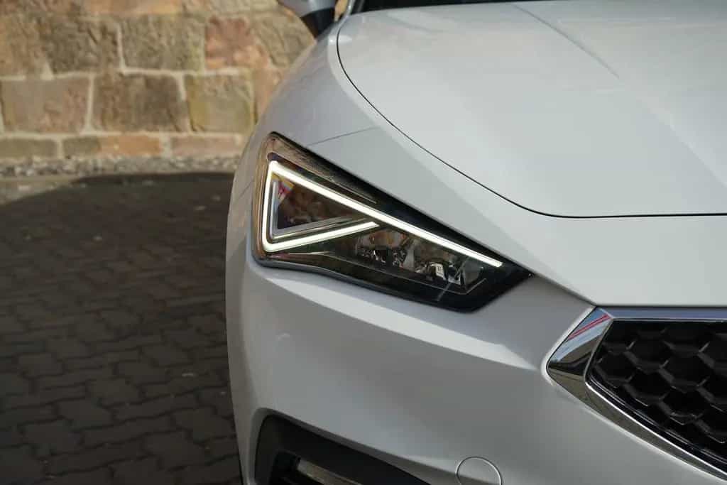 Seat Leon 1.5 TSI Style LED Navi ACC FullLink Kamera 03/2022-photo-31