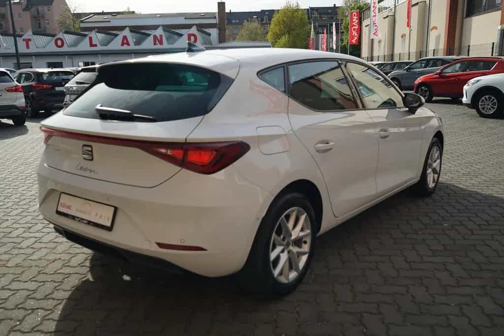 Seat Leon 1.5 TSI Style LED Navi ACC FullLink Kamera 03/2022-photo-5