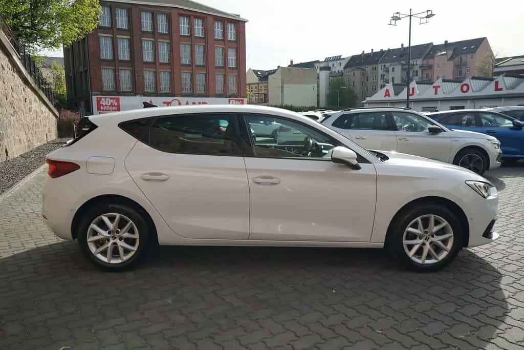 Seat Leon 1.5 TSI Style LED Navi ACC FullLink Kamera 03/2022-photo-6