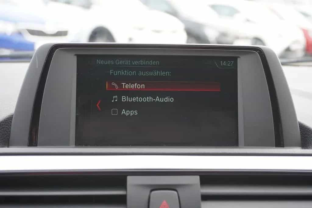 BMW 1 Series 118i Advantage LED SHZ PDC Tempomat 06/2019-photo-11