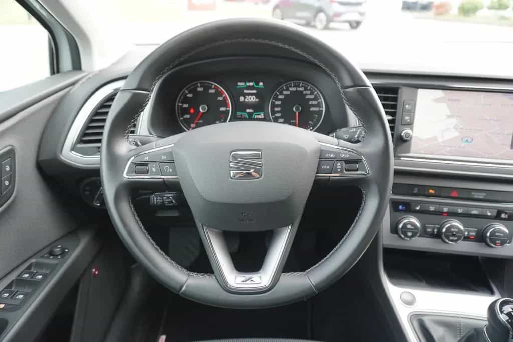 Seat Leon ST 1.5 Xcellence LED Navi Beats DAB Kamera 03/2019-photo-11