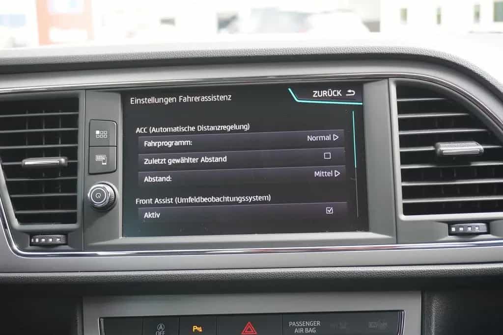 Seat Leon ST 1.5 Xcellence LED Navi Beats DAB Kamera 03/2019-photo-17