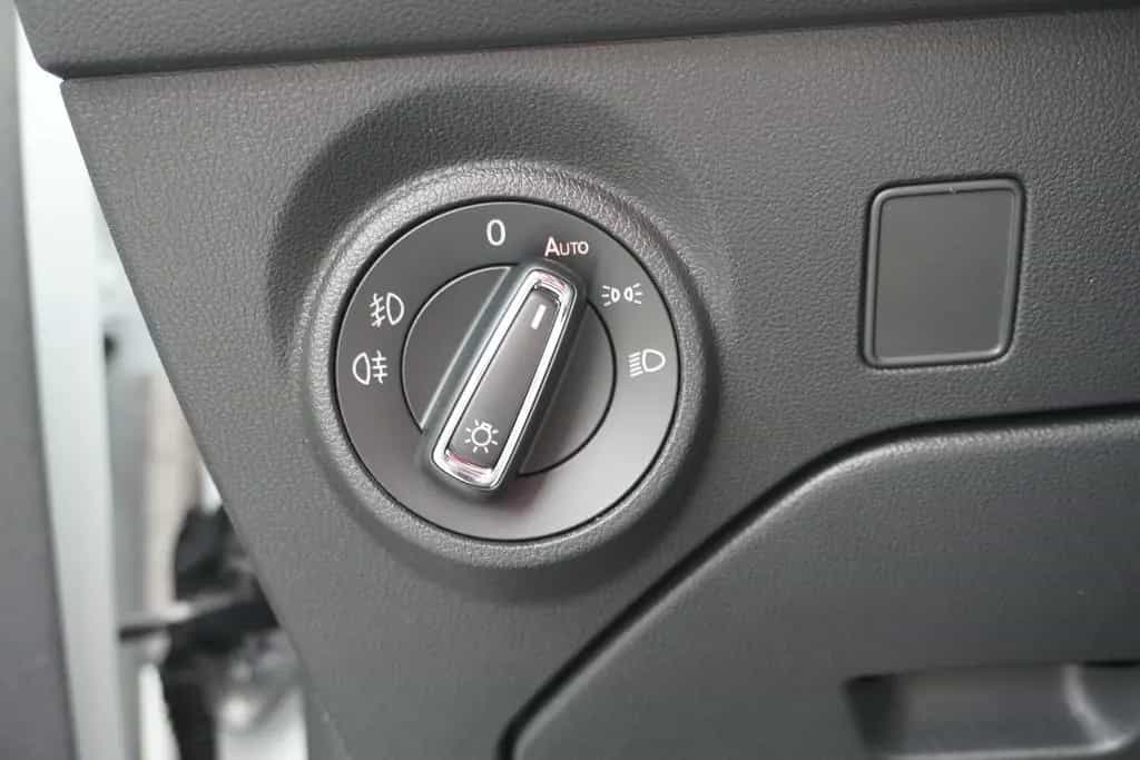 Seat Leon ST 1.5 Xcellence LED Navi Beats DAB Kamera 03/2019-photo-25