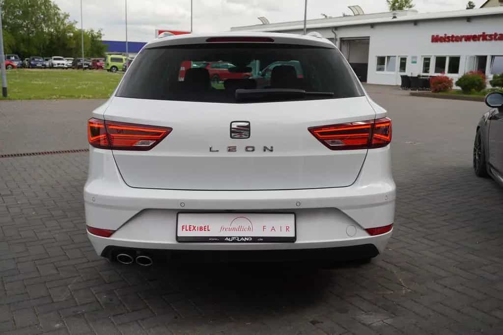 Seat Leon ST 1.5 Xcellence LED Navi Beats DAB Kamera 03/2019-photo-3