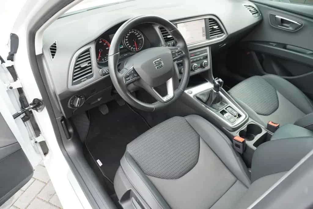 Seat Leon ST 1.5 Xcellence LED Navi Beats DAB Kamera 03/2019-photo-8