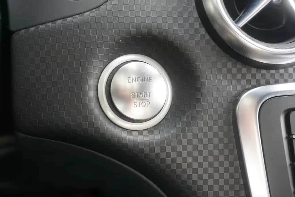 Mercedes-Benz A 180 A180 Urban 7G-DCT LED Navi Standheizung Kamera 05/2017-photo-25