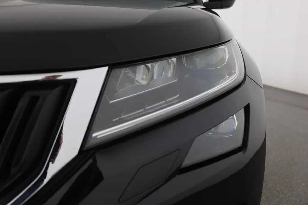 Skoda Kodiaq 2.0 TSI 4x4 DSG LED ACC Standheizung AHK 01/2020-photo-31
