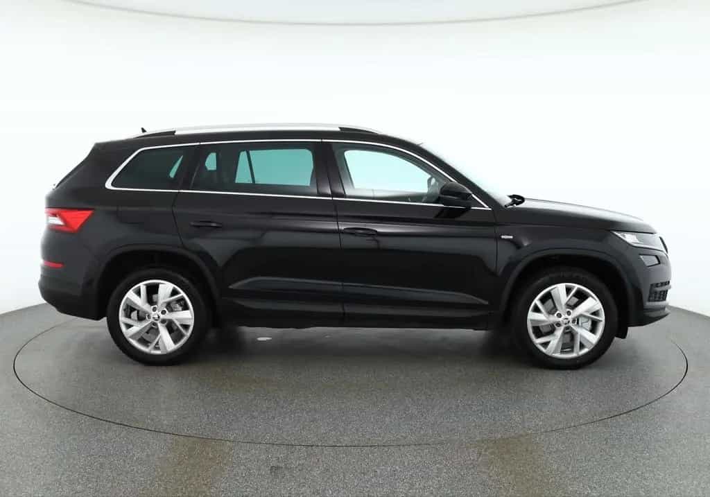 Skoda Kodiaq 2.0 TSI 4x4 DSG LED ACC Standheizung AHK 01/2020-photo-5