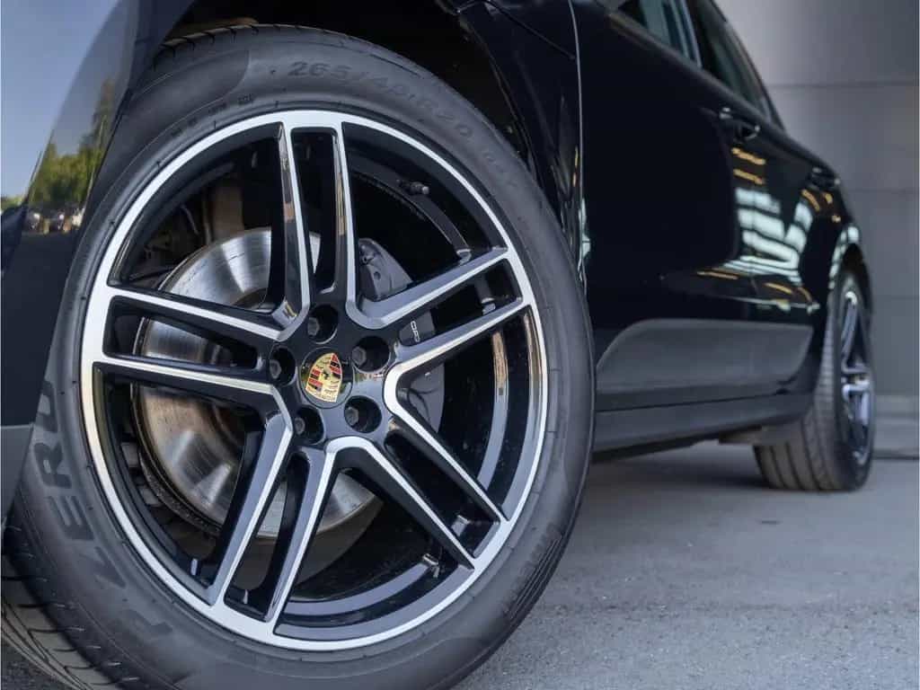 Porsche Macan Luftfederung BOSE ACC Spurwechsel 20'' 09/2020-photo-48