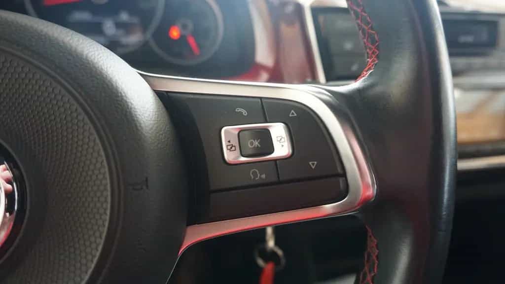 Volkswagen up! 1.0 GTI Start-Stopp Sitzheizung Klimaaut. 12/2018-photo-14