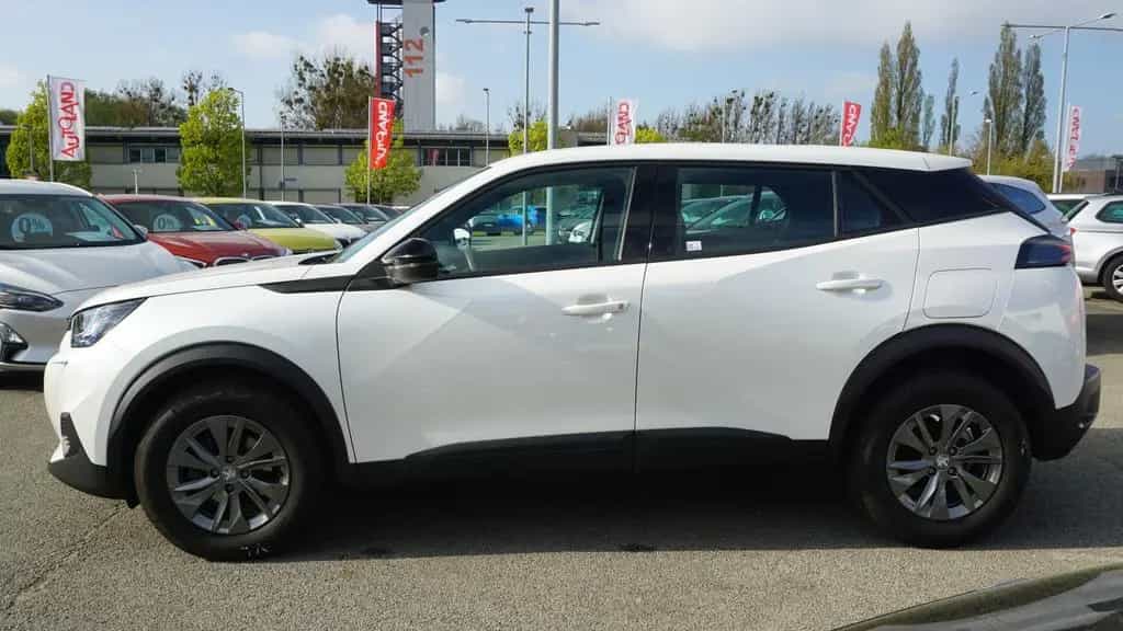 Peugeot 2008 1.2 PureTech LED Tempomat Kamera 06/2023-photo-2