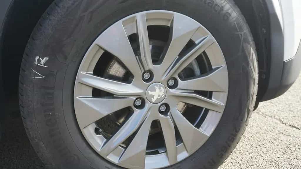 Peugeot 2008 1.2 PureTech LED Tempomat Kamera 06/2023-photo-26