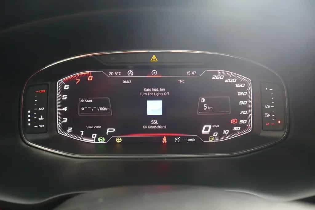 Seat Leon 2.0 TSI FR LED Navigation Sitzheizung DAB 03/2019-photo-11