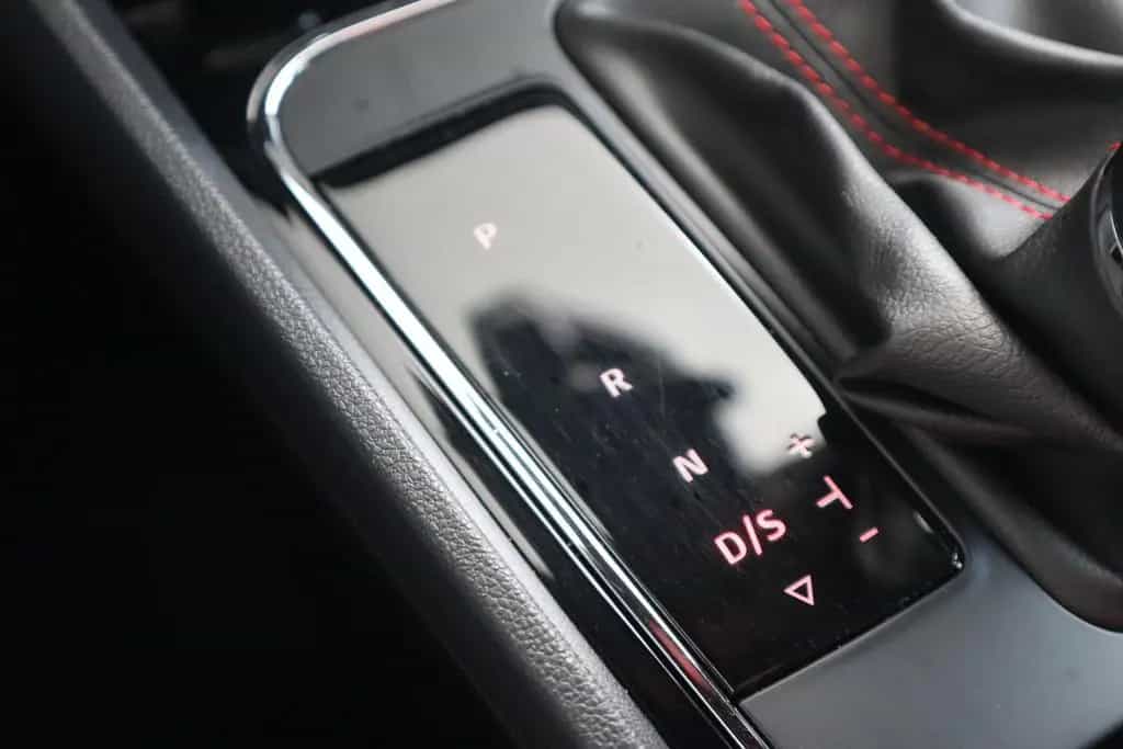 Seat Leon 2.0 TSI FR LED Navigation Sitzheizung DAB 03/2019-photo-28