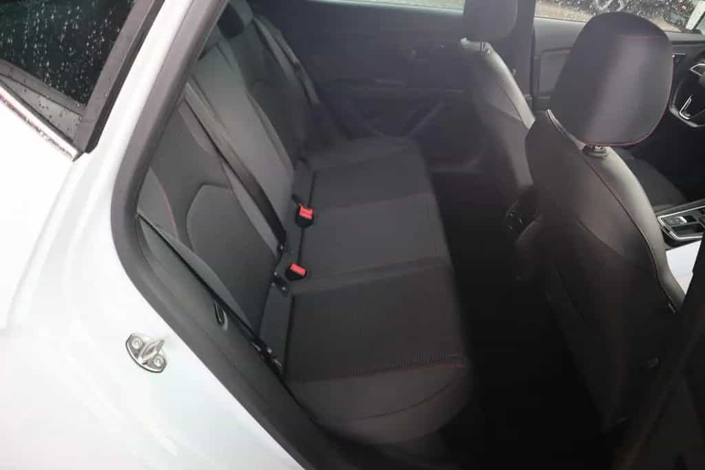 Seat Leon 2.0 TSI FR LED Navigation Sitzheizung DAB 03/2019-photo-33