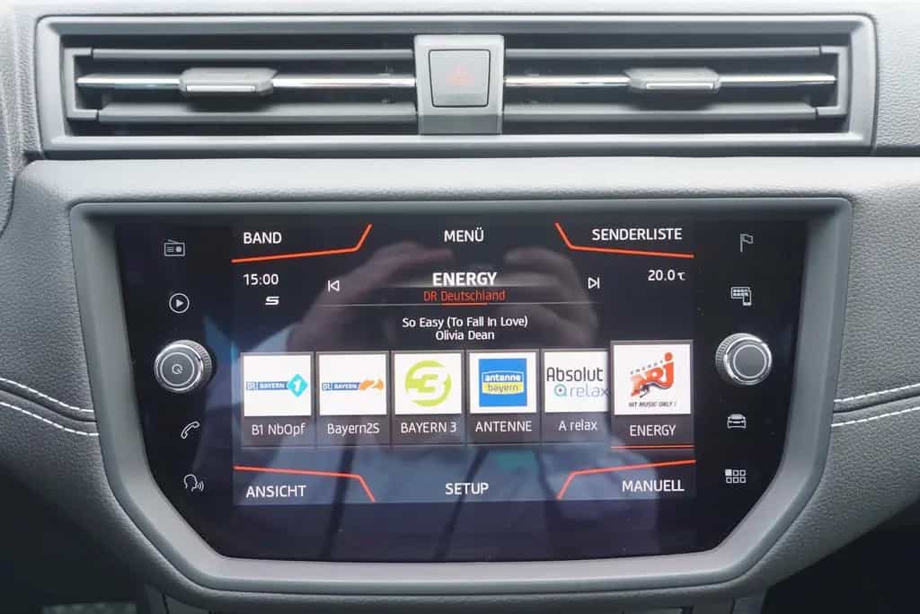 Seat Arona 1.0 TSI Xcellence DSG LED Navi AHK PDC USB 06/2019-photo-10