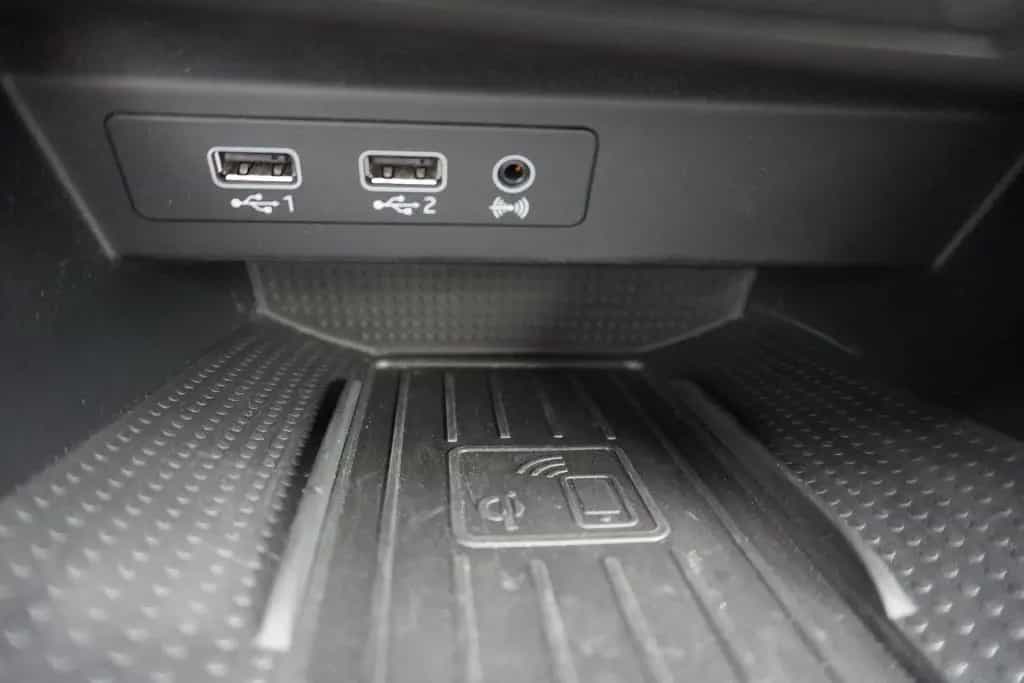 Seat Arona 1.0 TSI Xcellence DSG LED Navi AHK PDC USB 06/2019-photo-14