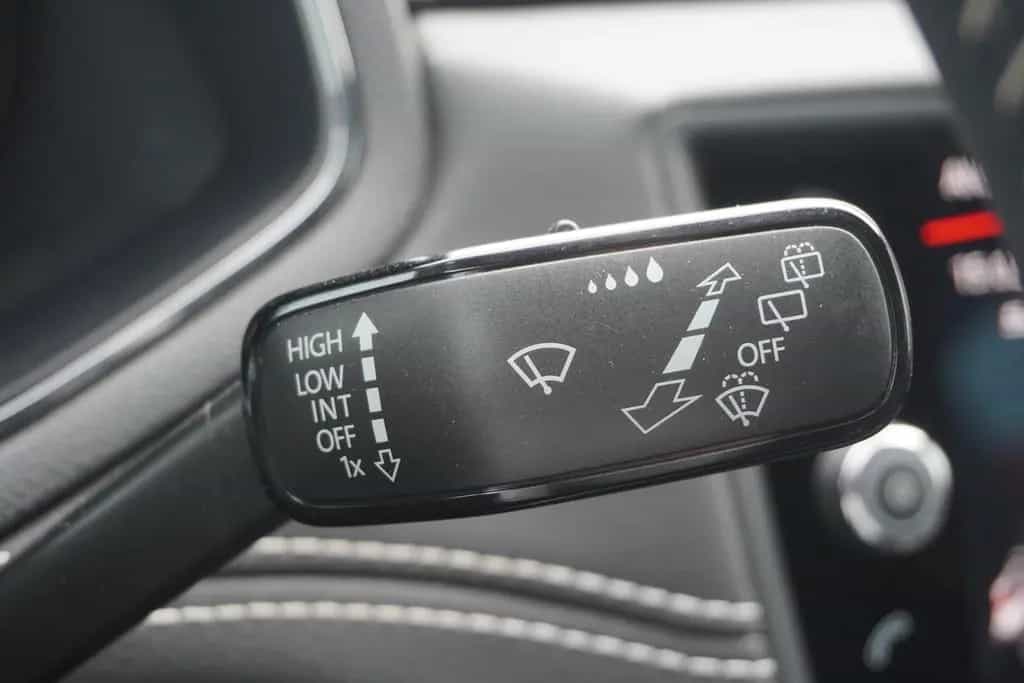 Seat Arona 1.0 TSI Xcellence DSG LED Navi AHK PDC USB 06/2019-photo-17