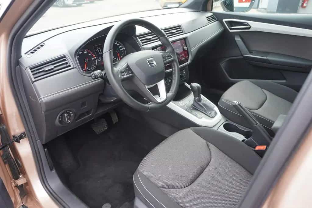 Seat Arona 1.0 TSI Xcellence DSG LED Navi AHK PDC USB 06/2019-photo-7