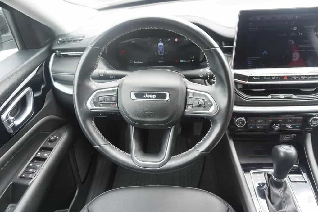 Jeep Compass 1.3 Limited FWD LED Navi ACC AHK 360° 12/2021-photo-9