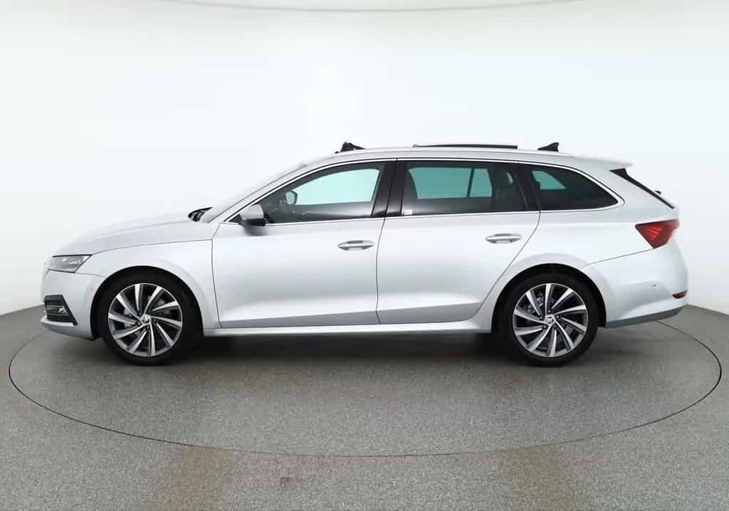 Skoda Octavia Combi 1.5 TSI Style LED Navi Panorama 04/2020-photo-1