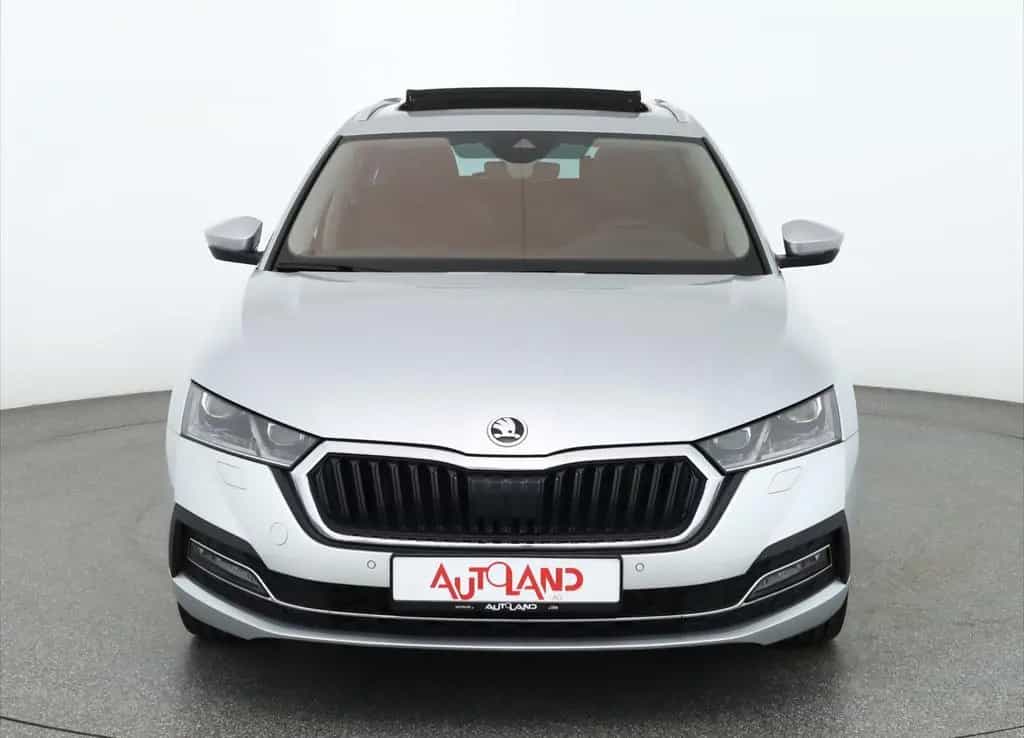 Skoda Octavia Combi 1.5 TSI Style LED Navi Panorama 04/2020-photo-7