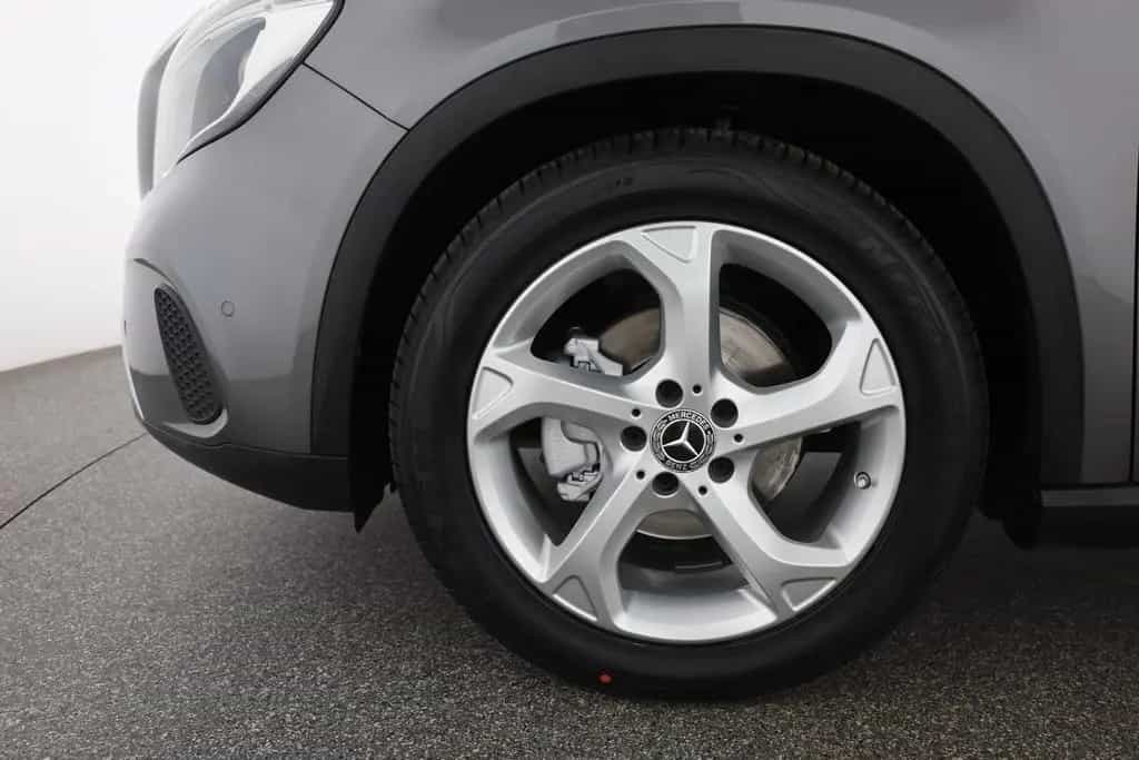 Mercedes-Benz GLA 200 Urban LED Kamera Navi Sitzheizung PDC 09/2018-photo-28