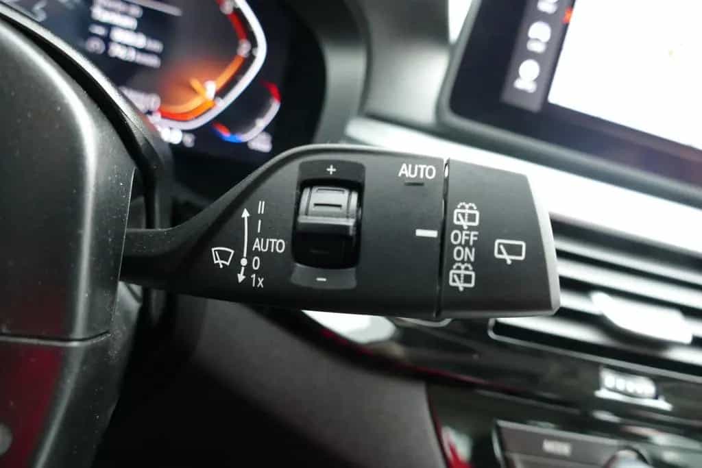 BMW 5 Series d Touring Mild Hybrid LED ACC Leder Kamera 09/2022-photo-13