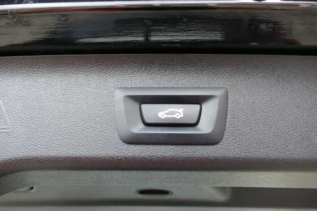 BMW 5 Series d Touring Mild Hybrid LED ACC Leder Kamera 09/2022-photo-34