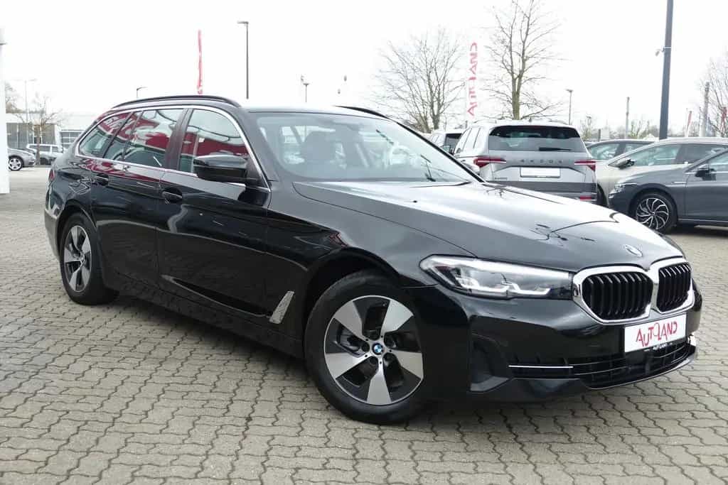 BMW 5 Series d Touring Mild Hybrid LED ACC Leder Kamera 09/2022-photo-5
