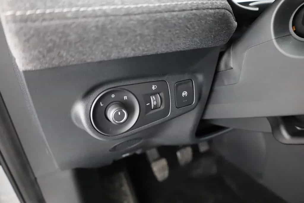 MG ZS 1.5 VTi-Tech Standard Navi Kamera Spurhalte 08/2025-photo-18