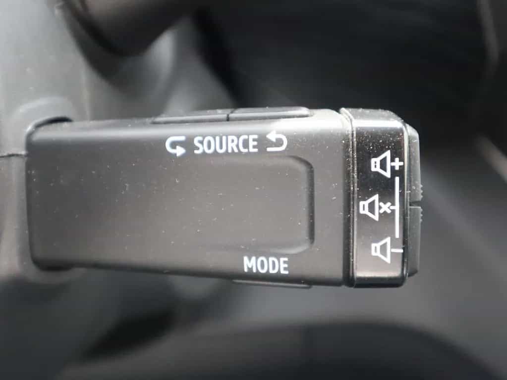 Renault Trafic Combi 2.0 L2H1 3,0t LED Navi Kamera AHK 12/2022-photo-26