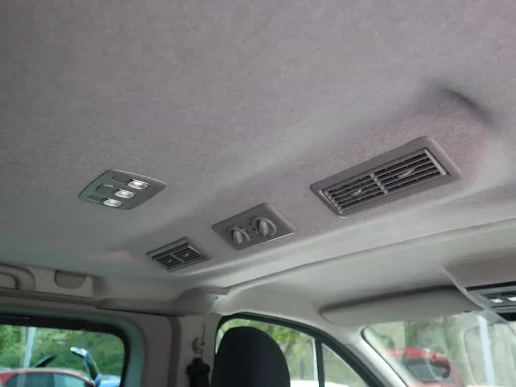 Renault Trafic Combi 2.0 L2H1 3,0t LED Navi Kamera AHK 12/2022-photo-34