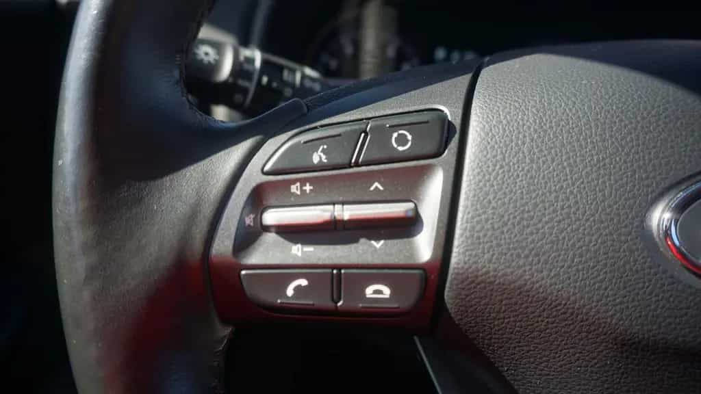 Hyundai KONA 1.0 T-GDI Trend 2WD Navi Kamera Sitzheizung 07/2019-photo-18
