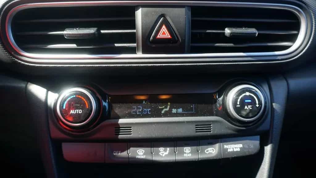 Hyundai KONA 1.0 T-GDI Trend 2WD Navi Kamera Sitzheizung 07/2019-photo-26