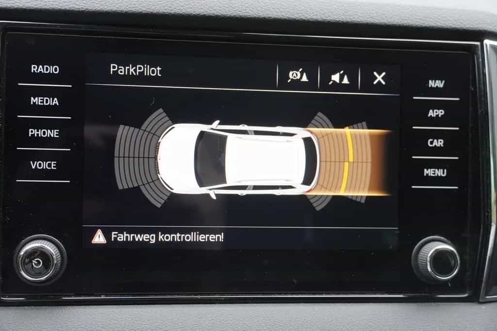 Skoda Karoq 1.5 TSI Ambition Navi Tempomat SmartLink 01/2018-photo-19