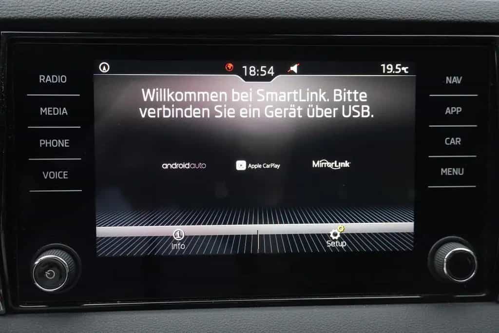 Skoda Karoq 1.5 TSI Ambition Navi Tempomat SmartLink 01/2018-photo-22