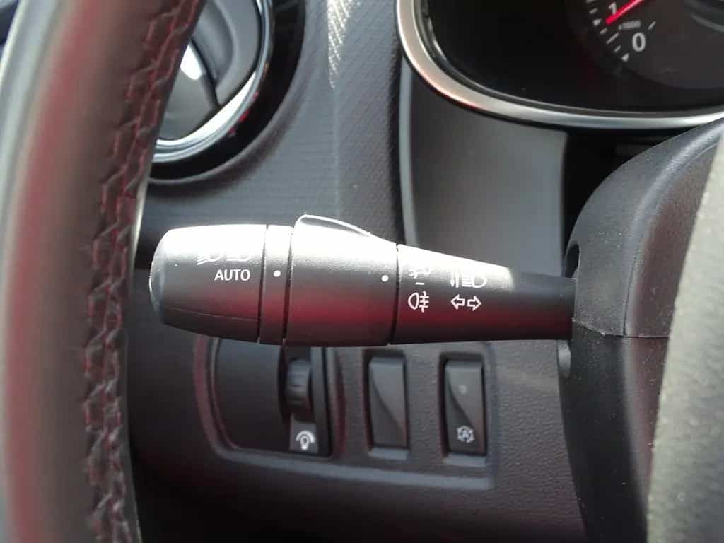 Renault Clio 1.3 TCE Intens LED Navi Kamera Sitzheizung 01/2018-photo-23