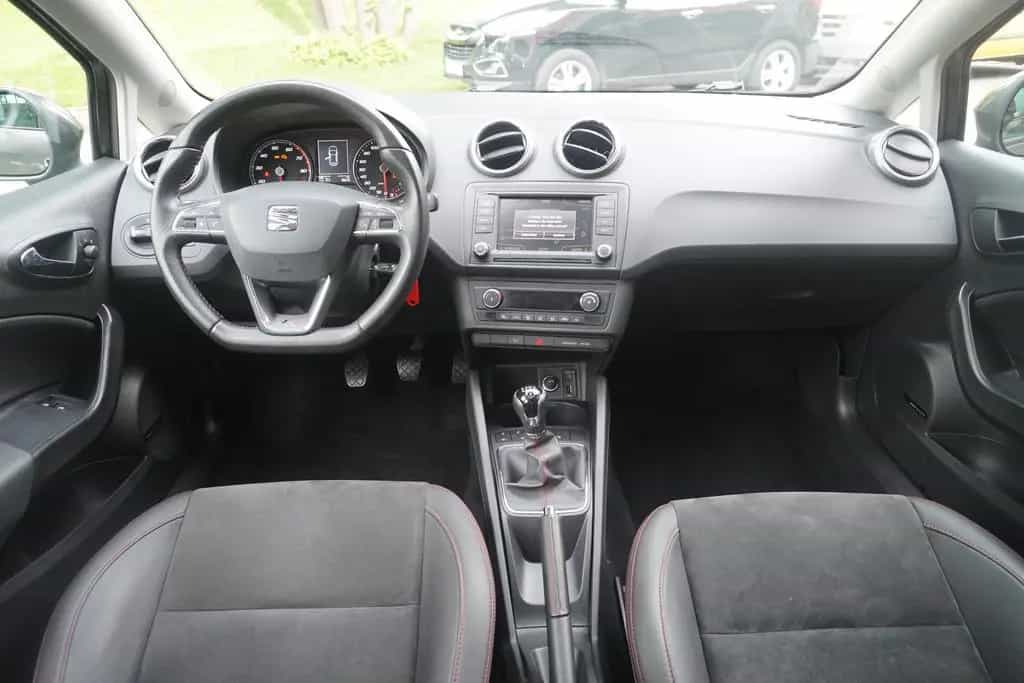 Seat Ibiza 1.0 TSI FR Navi Panorama Leder PDC Xenon 10/2017-photo-12