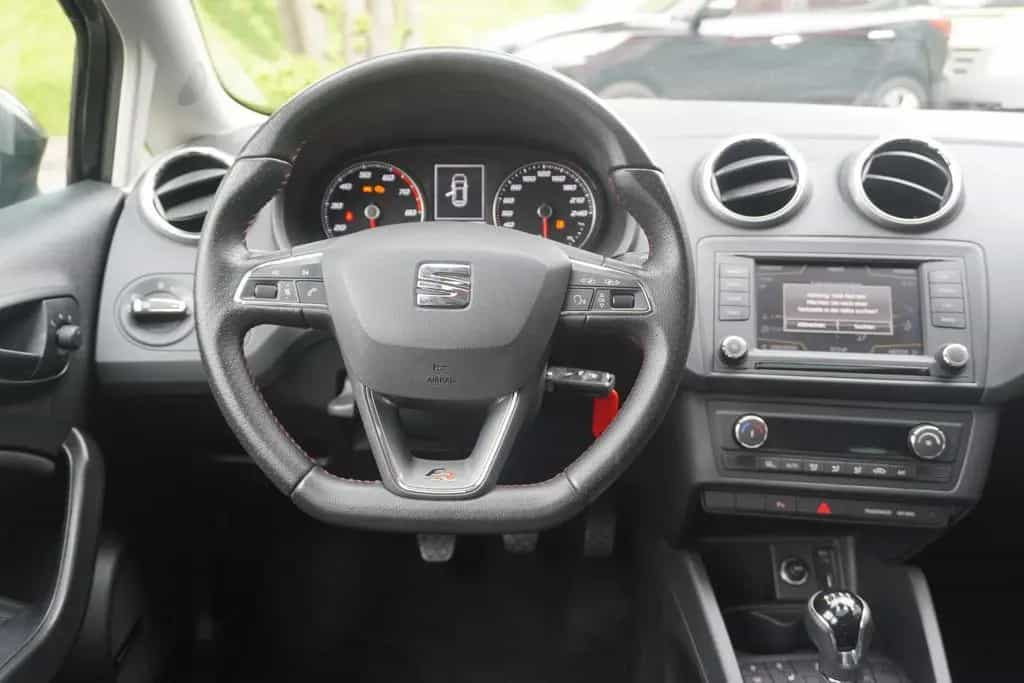 Seat Ibiza 1.0 TSI FR Navi Panorama Leder PDC Xenon 10/2017-photo-13